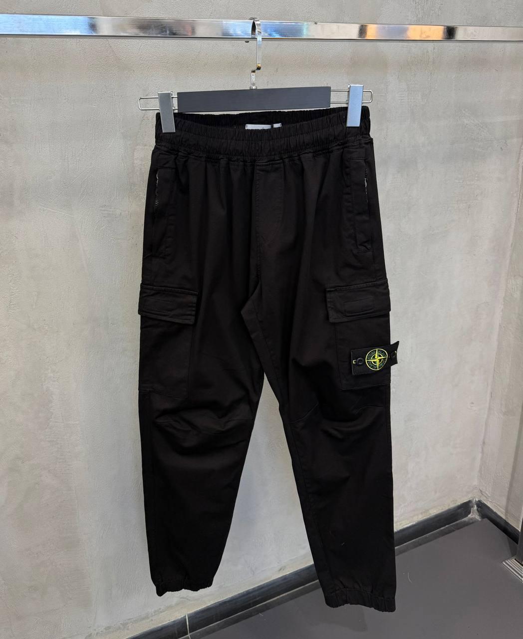 Чоловічі штани карго Stone Island CK9947 чорні, фото 1