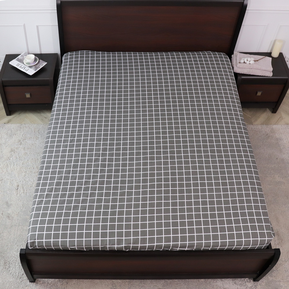 Захисне натяжне міцне простирадло гумка односпальне з бязі (90*200*25) бавовняне сіре з геометричним принтом