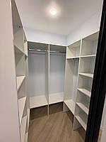 Мебель для гардеробной комнаты под размер