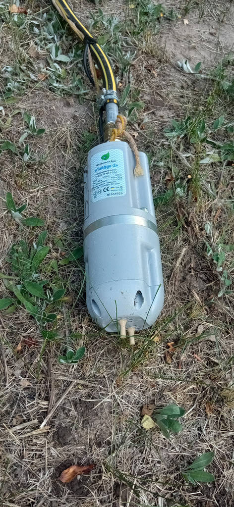 Насос вібраційний Тайфун 2 виробник Bosna-LG 2 клапани з нижнім забором води - фото покупців 1