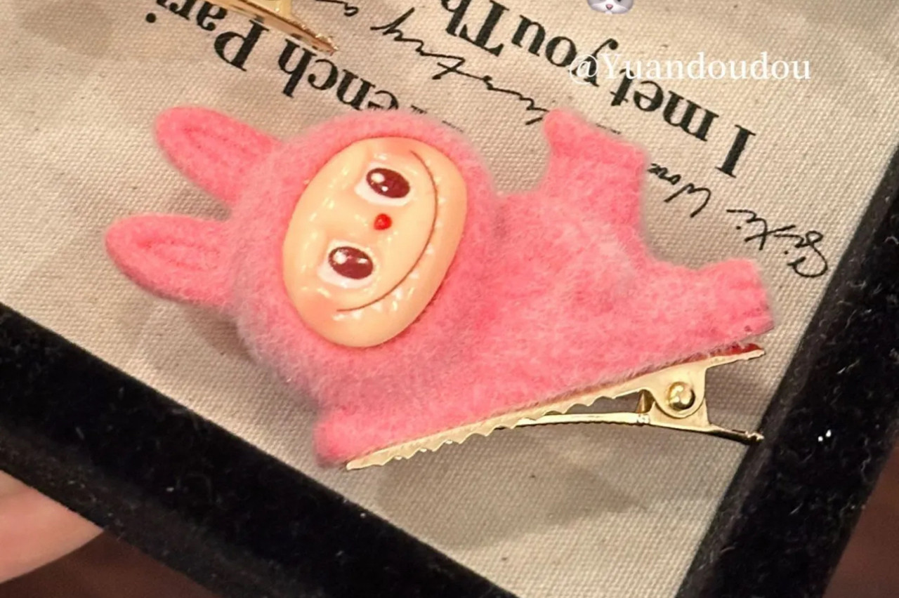 Заколка Labubu “The Monsters”, Лабубу , Трендова заколка у стилі Labubu