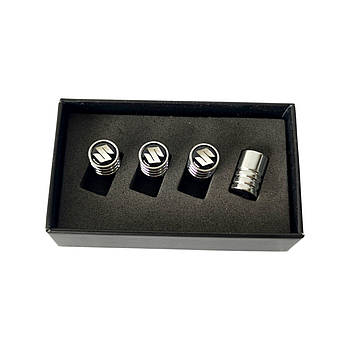 Хромовані ковпачки на ніпель з логотипом Suzuki