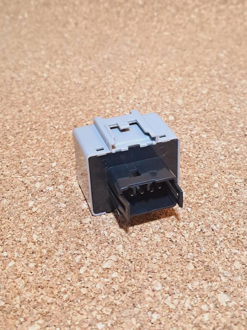 Реле поворотів, аварійної сигналізації BYD F3 Бид Ф3 Бід Ф3, фото 1