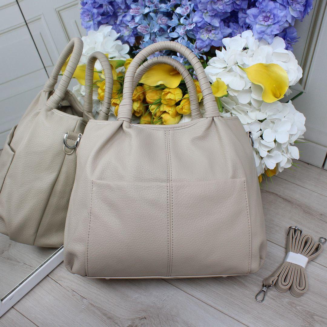 Жіноча сумка-мешок м'яка велика модна красива бежева шкірзам