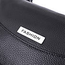 Шкіряна сумка жіноча через плече з незвичайним бігунком брелоком Vintage 22615 Чорна, фото 9