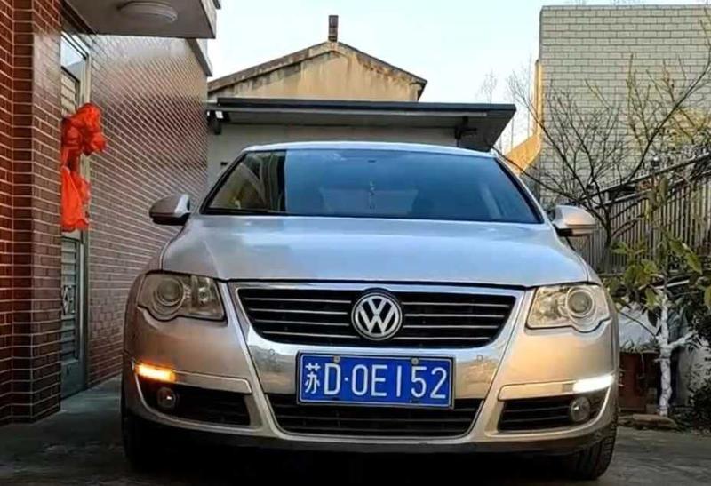 Динамічні ДХО з рухомим поворотом Volkswagen Passat B6 (05-10) Пассат Б6 покажчик повороту з ДХО 2 шт.