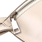 Стильна жіноча бананка із натуральної шкіри Shvigel 16391 Бежевий, фото 6