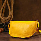 Шкіряна яскрава жіноча бананка Shvigel 16377 Жовтий, фото 9