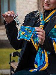 Дизайнерський брелок-платок "Квіти України" MyScarf
