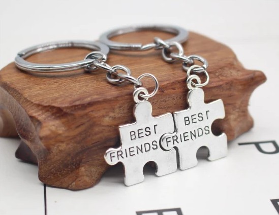 Брелки парні пазли Best friends для двох друзів подруг у вигляді пазлів сріблясті, фото 1