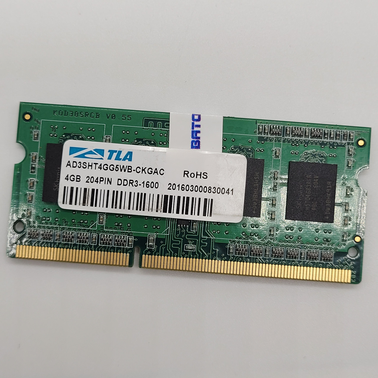 Оперативна пам'ять для ноутбука Atla SODIMM DDR3 4Gb 1600MHz PC3-12800s 1R8 CL11 (AD3SHT4GG5WB-CKGAC) Б/В