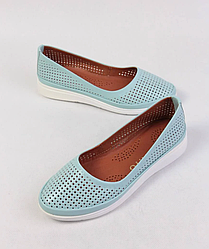 Шкіряні жіночі балетки літні перфорація голубі