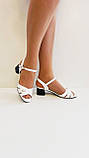 Босоніжки жіночі білі невеликий каблук розмір 39, фото 5