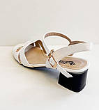 Босоніжки жіночі білі невеликий каблук розмір 39, фото 6