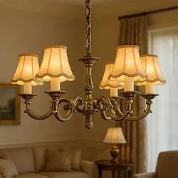 Антикварна латунна люстра на 5 ріжків у стилі бароко з абажурами — вишукана класика