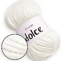YarnArt Dolce Молочний №745  плюшева пряжа