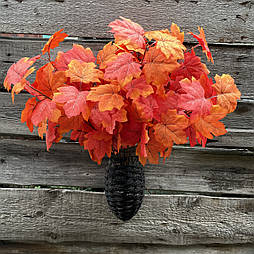 Штучна гілка листя клена 63 см