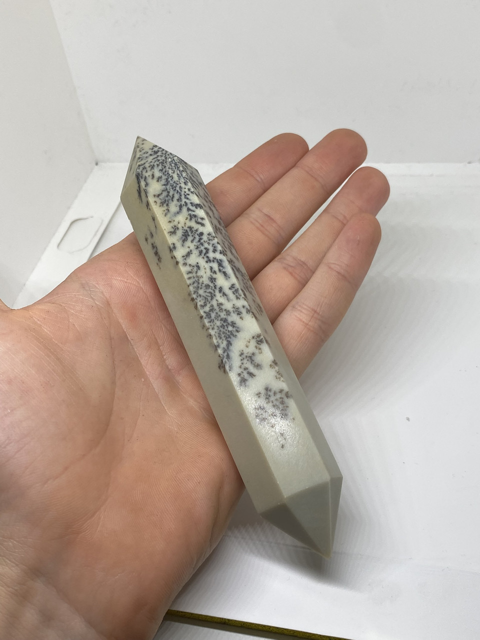 Натуральний дендро-агат камінь дендро агат "олівець" з агату., фото 1