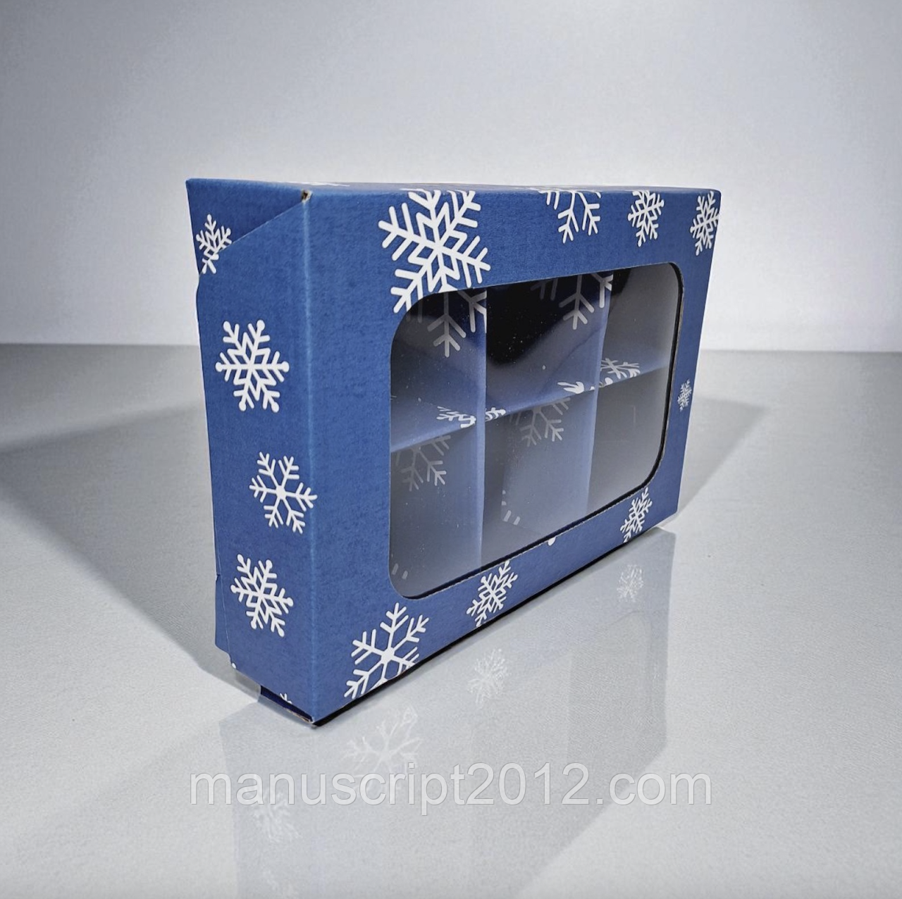 Коробка для горіхів, сухофруктів (250х165х55мм.) синя з білими сніжинками