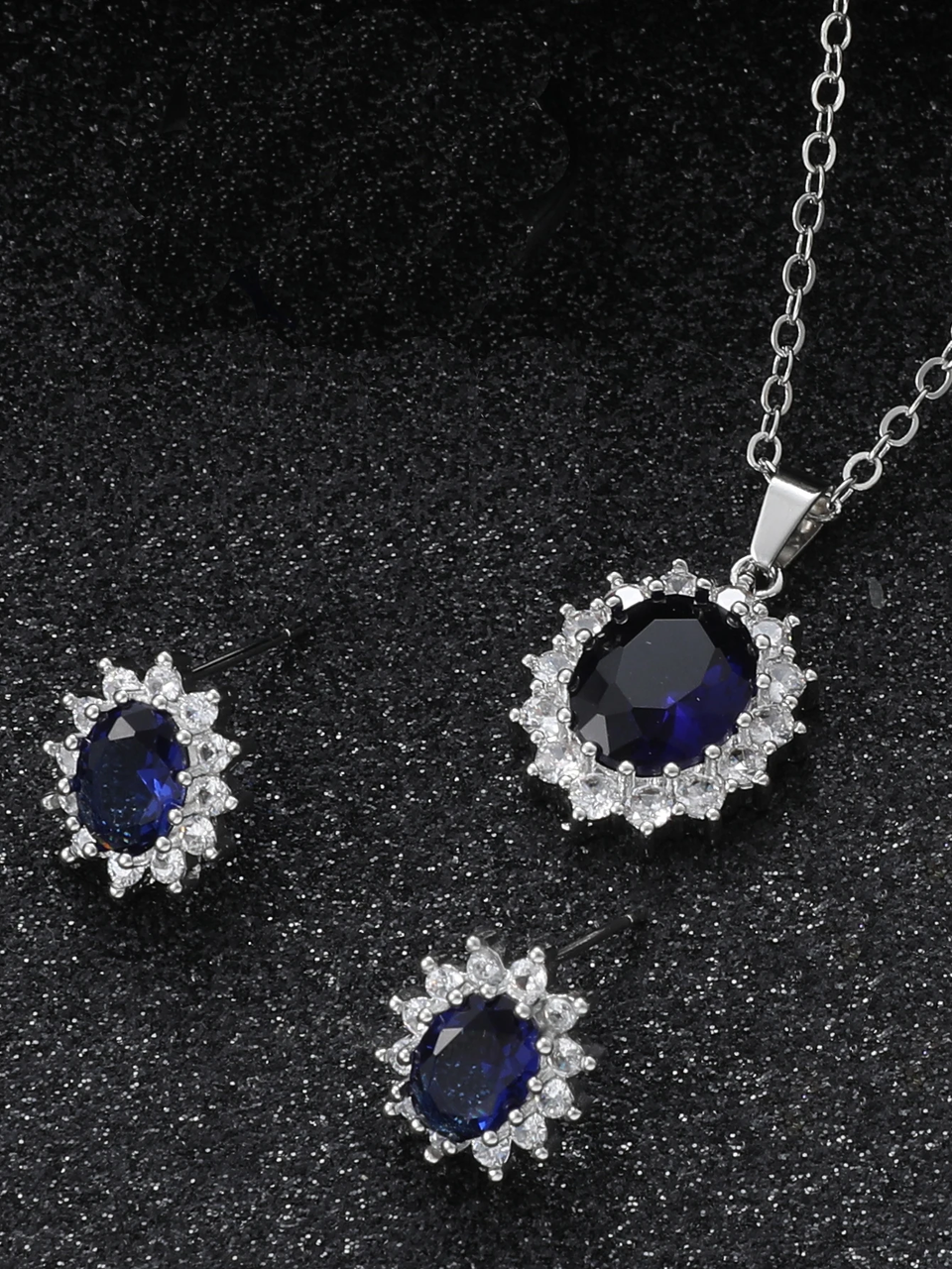 Набір підвіска та сережки сині кристали Комплект кулон сережки, фото 1