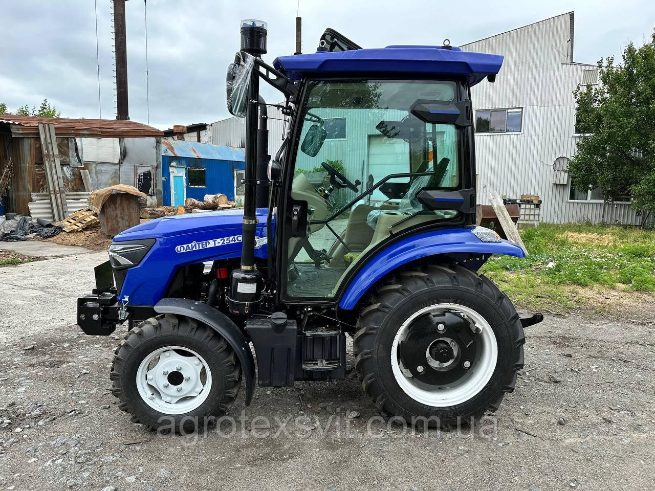 Мінітрактор Файтер Т-254С | Примусова гідравліка | Рівна підлога | Посилена КПП, фото 1