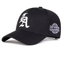 Чорна кепка з нашивкою LA