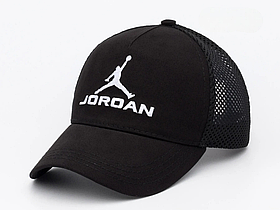 Чорна стильна бейсболка з білим логотипом