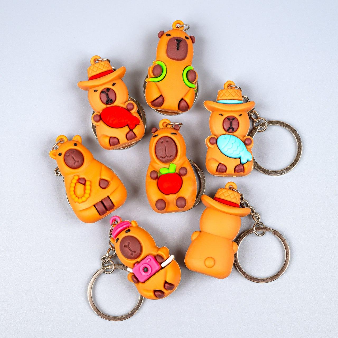 Гумові брелоки Капібара для ключів №2, 12 шт упаковка