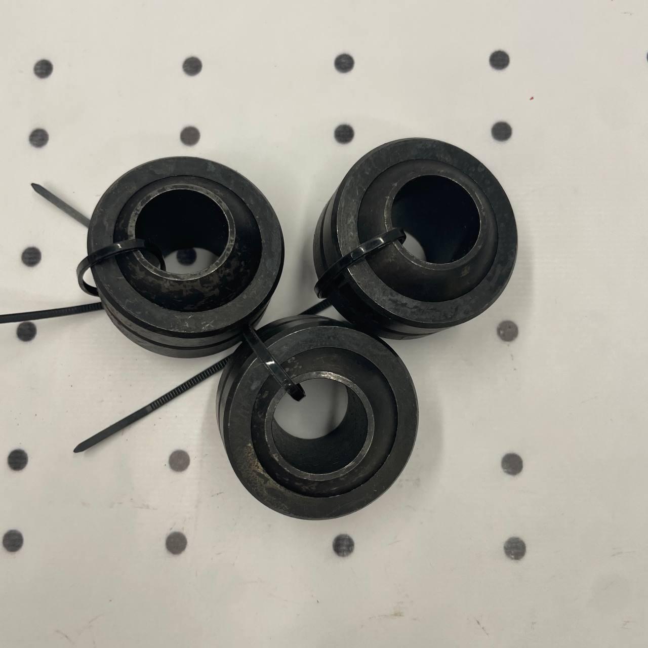 Шарнір навіски трактора (внутрішній d=20, наружній d=50), фото 1