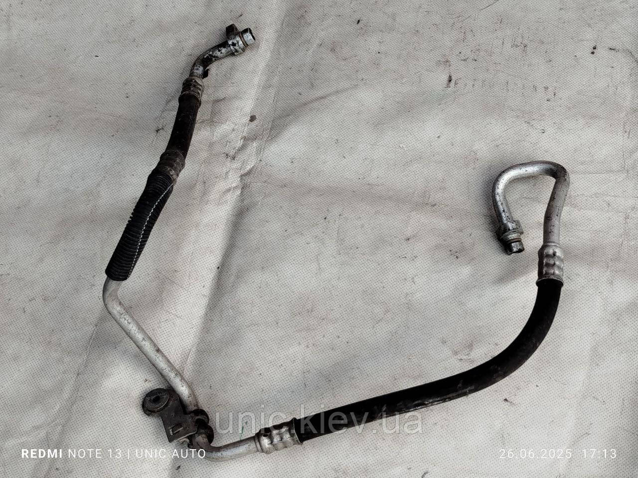 Трубка кондиціонера Рено Меган 3 / Сценік 3 / Лагуна 3 б/в