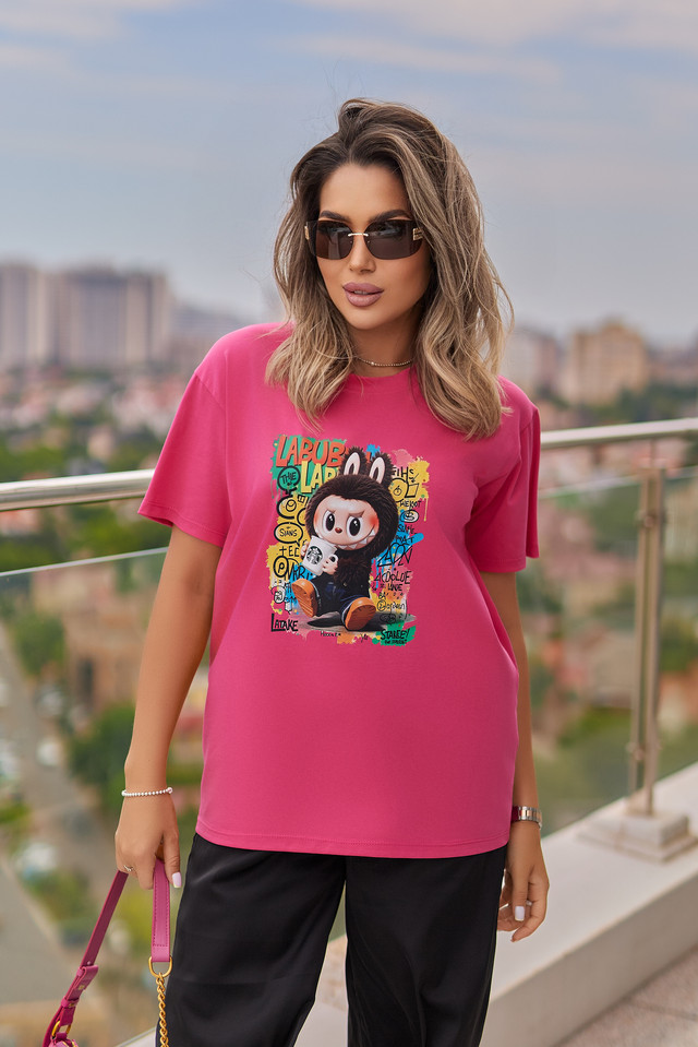 Базова жіноча футболка з малюнком "Labubu" 