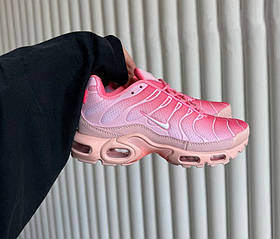 Кросівки жіночі Nike Air Max Plus Tn Pink