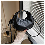 Жіноча сумка хобо багет 10571 через плече чорна, фото 3