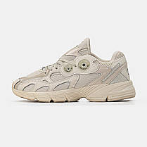 Жіночі кросівки Adidas Astir Beige | Бежевий стиль та практичність для міста, фото 2