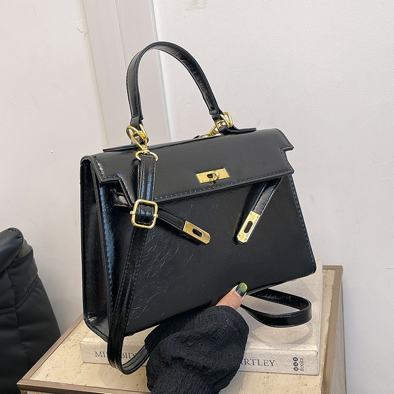 Жіноча сумка крос-боді 8810 на ремінці велика чорна, фото 1