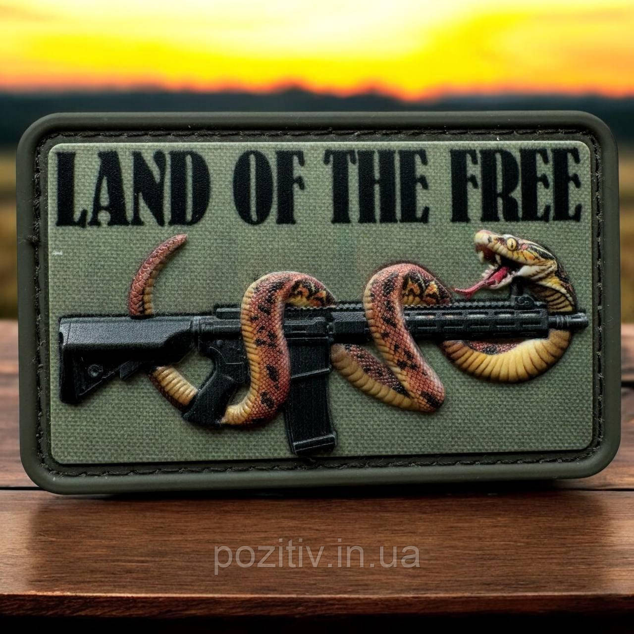 Патч шеврон зі змійкою Land of the free (Пристрана вільних) на липучці пвх, фото 1