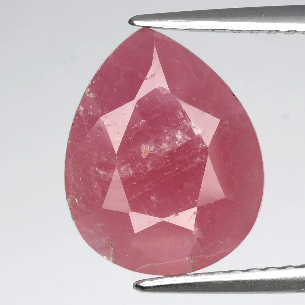 4.46 кт Природний рожевий сапфір без оброблення