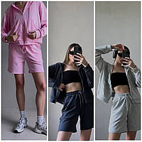 Женский костюм оверсайз: зип-худи с двойным капюшоном и шорты с высокой талией