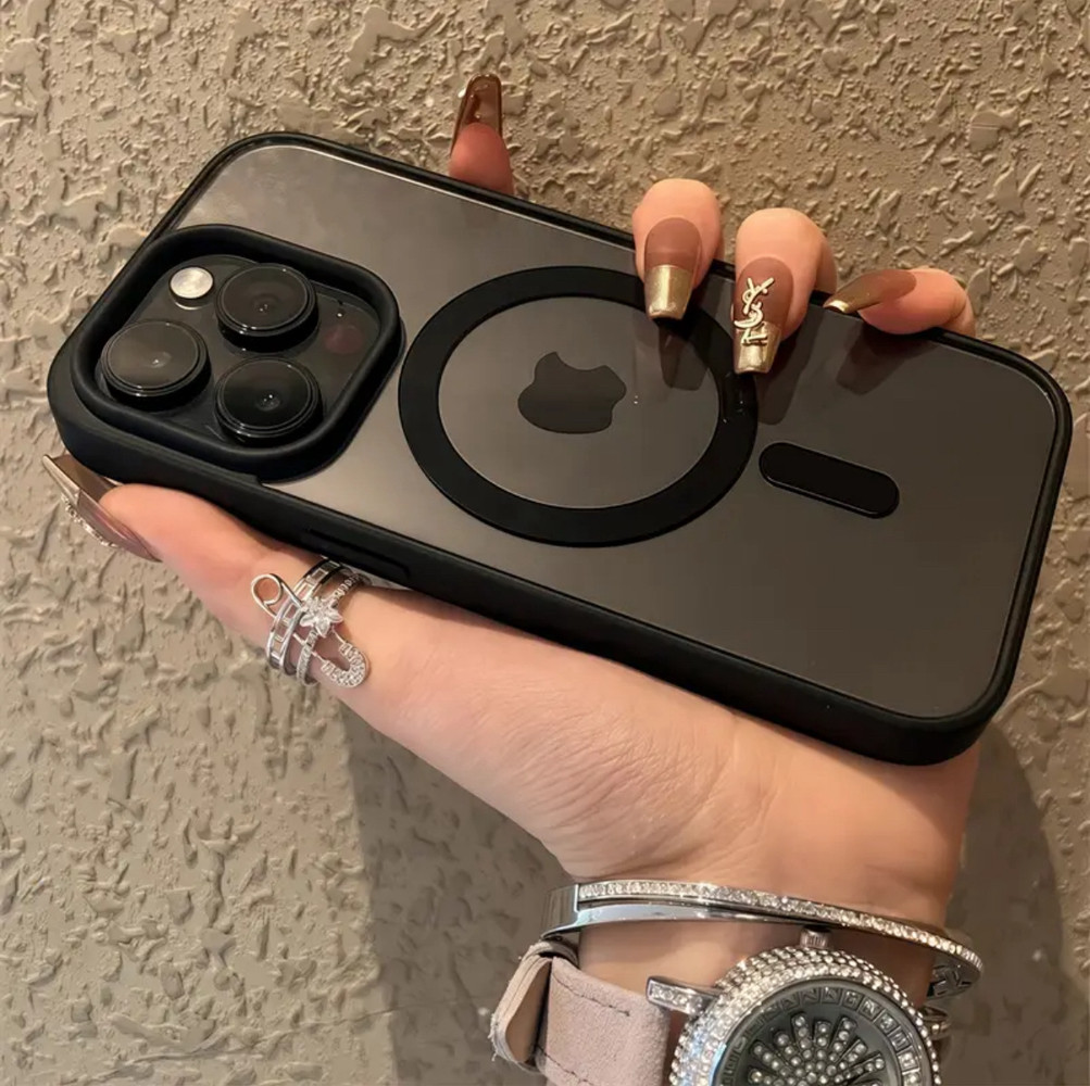 Чохол магнітний напівпрозорий Чорний на іPhone 16 Pro