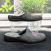 Тапочки жіночі домашні Inblu сірі велюрові з вишивкою 4590-2, фото 2