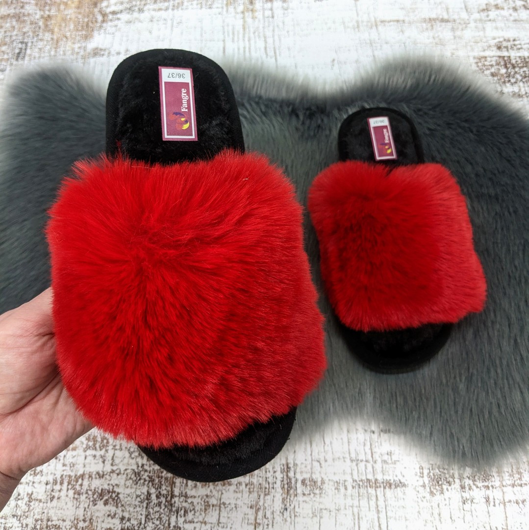 Тапочки жіночі хутряні Fangre червоні 8013