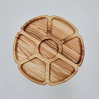 Тарілка з дерева для сервірування закусок і нарізок