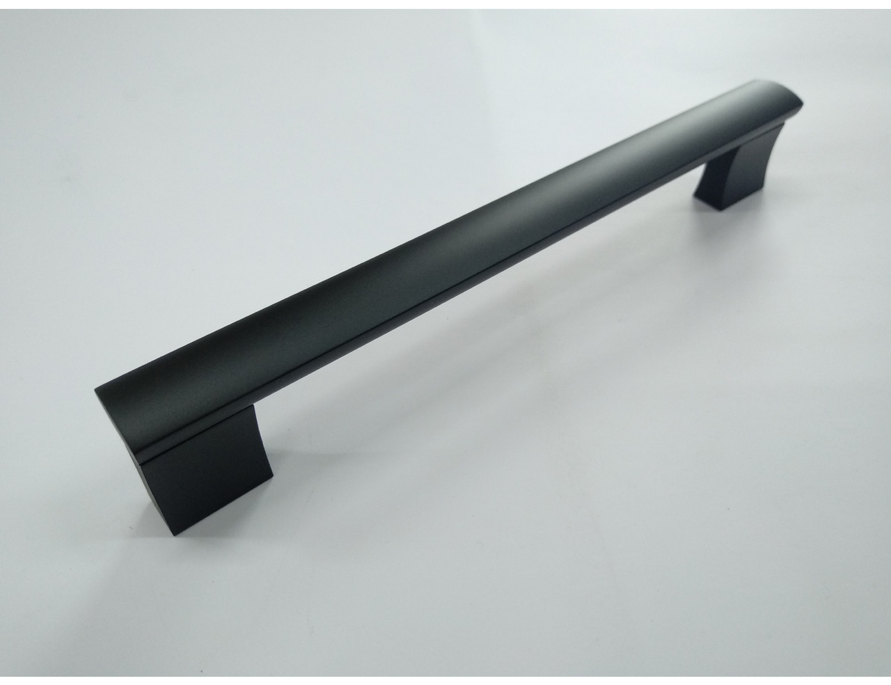 Ручка меблева WPY311B/160 мм чорний