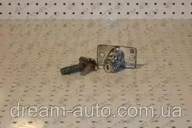 Замок багажника ВАЗ 2102,2121 з личинками, фото 1