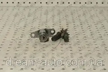 Замок багажника ВАЗ 2101 з личинками дверей, фото 1