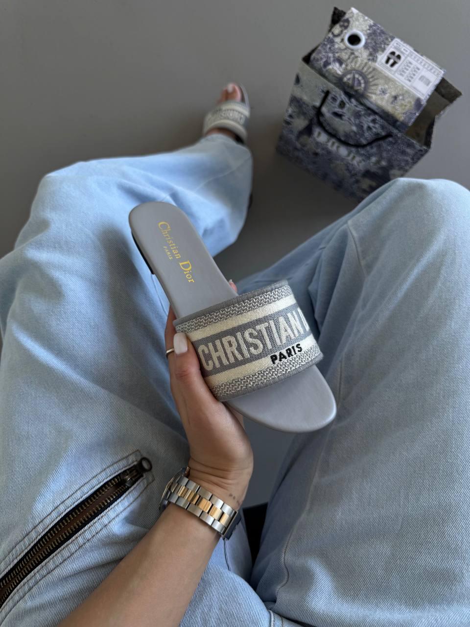 Сірі шльопанці жіночі Dior Flip Flops Grey. Модні літні шльопки жіночі Діор., фото 1