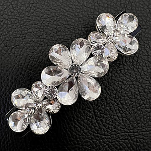 Шпилька автомат для волосся французький пластик квіточки з білими кристалами розмір 9 см висота 3 см