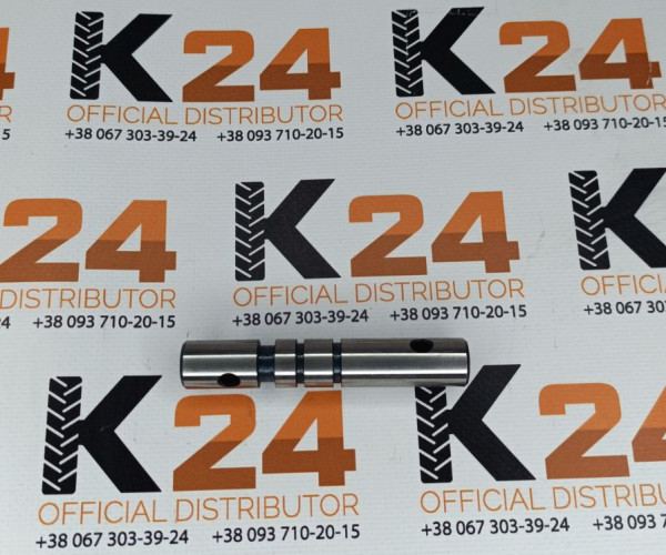 Вісь вилки роздавальної коробки SK244.42.120  240100136539