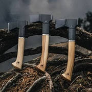 Сокири Fiskars Norden