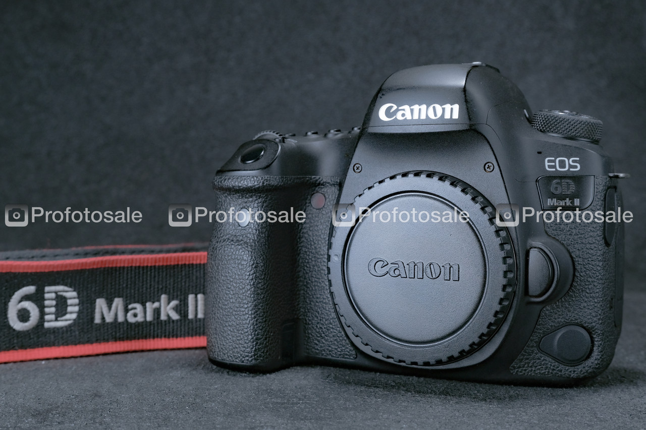 Фотоапарат Canon EOS 6D mark II